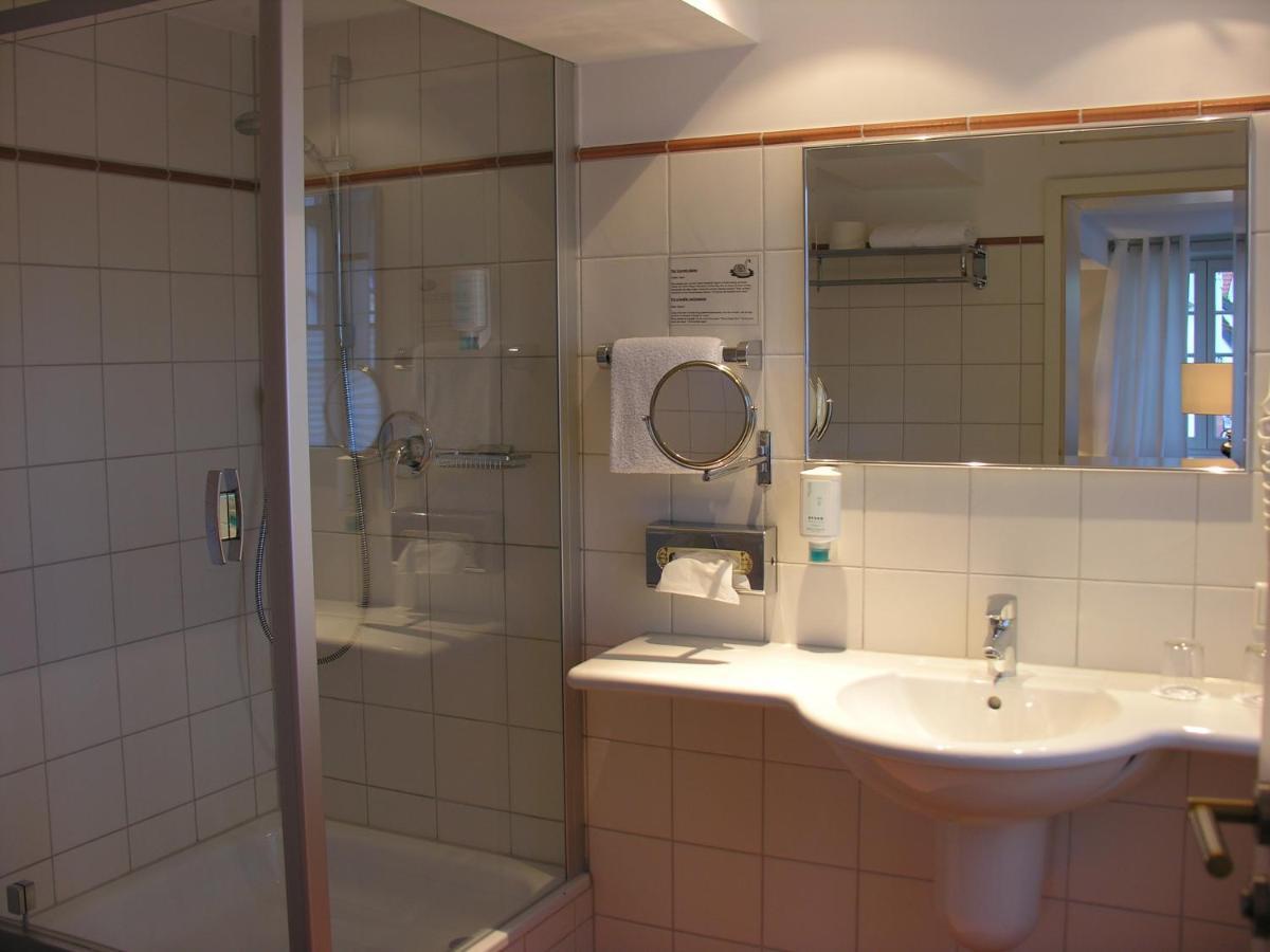 Hotel Am Doktorplatz Rheda-Wiedenbrück Pokój zdjęcie